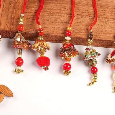 PIRAISH Lumba rakhi Bracelet for Brothers Bhaiya Bhabhi on Rakhsabandhan with Roli chawal